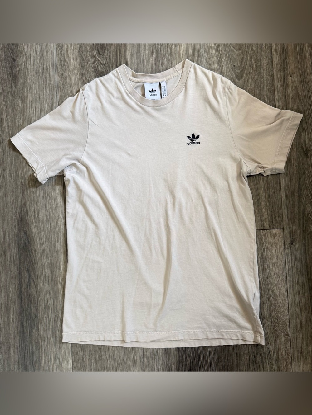 Adidas Originals Essentials T-Shirt in Cream Size Medium